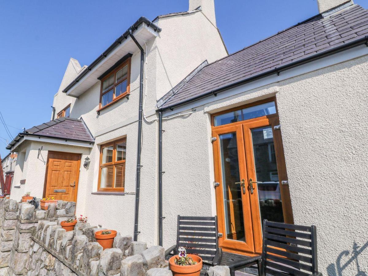 Villa Morannedd Llanfairpwllgwyngyll Exterior foto